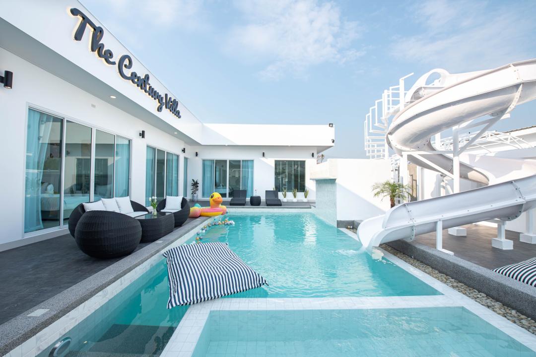 The Century - Main Cover Photo in Pattaya