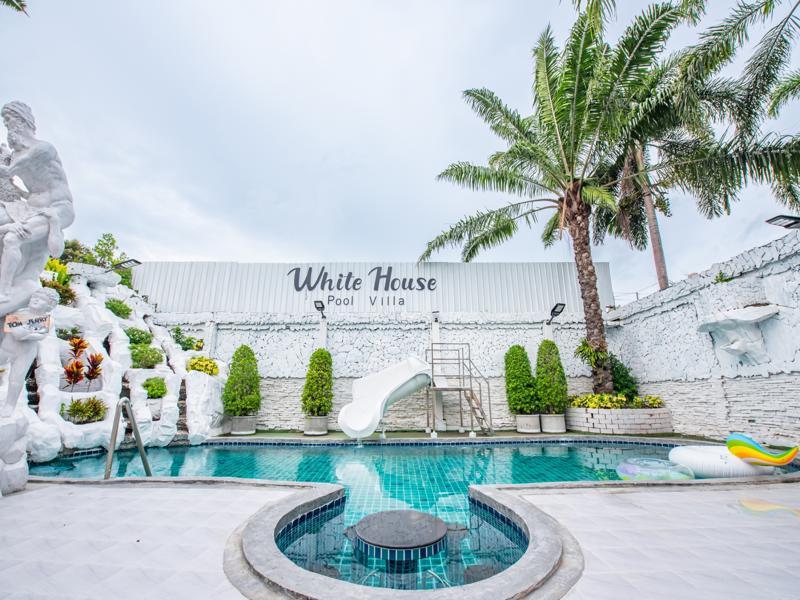 White House - Main Cover Photo in Pattaya