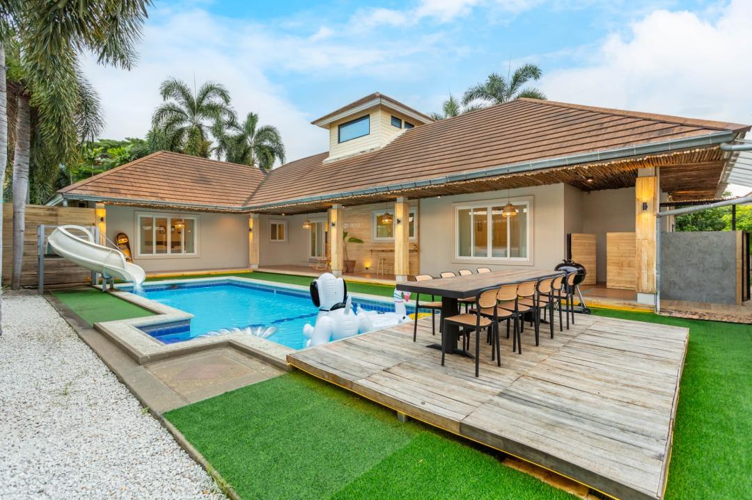 Tropica - Villa Interior View