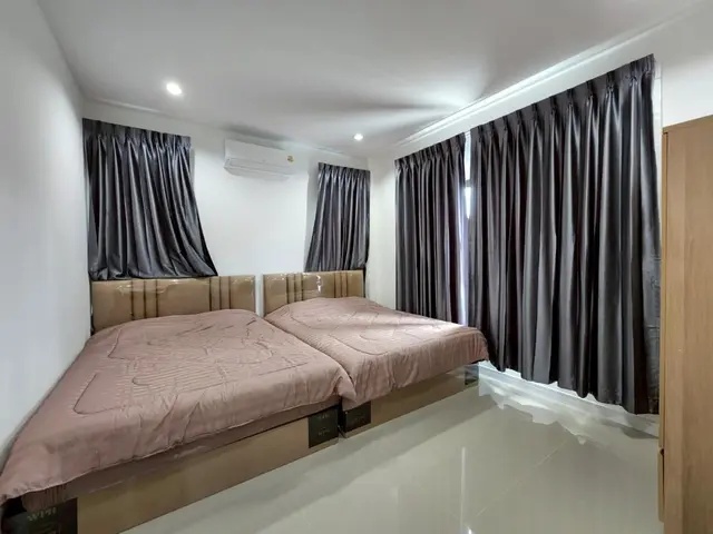 Villa Bedroom 2