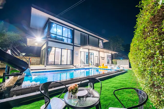 Emery - Villa Interior View