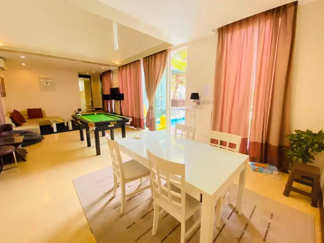 BB Nakawari - Villa Interior View