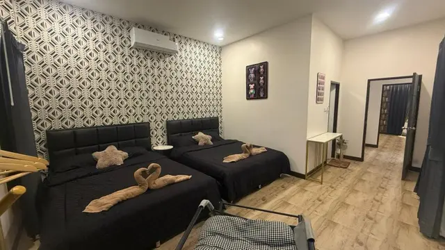 Super BM - Bedroom View