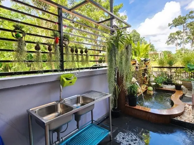 T&D - Pool Area View