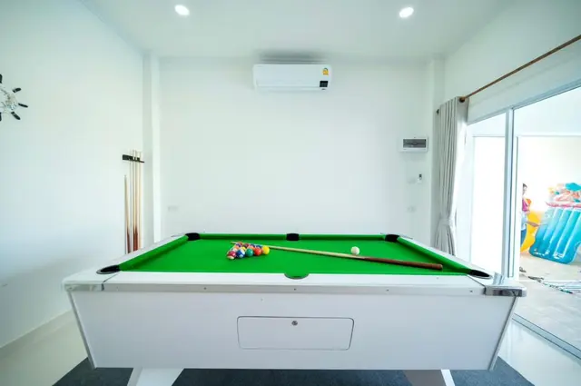 Clear 98 - Villa Interior View