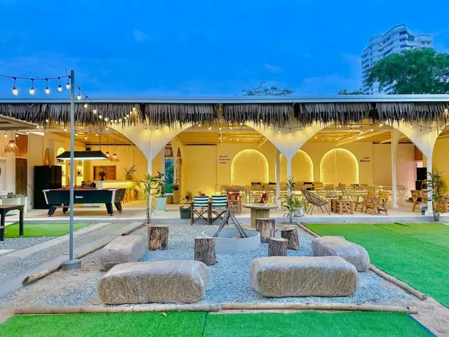 Beach House - Main Cover Photo in Sattahip