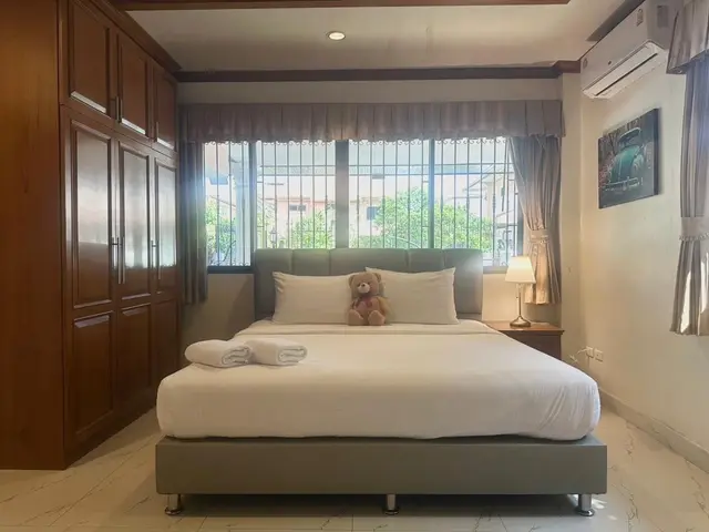 Villa Bedroom 9