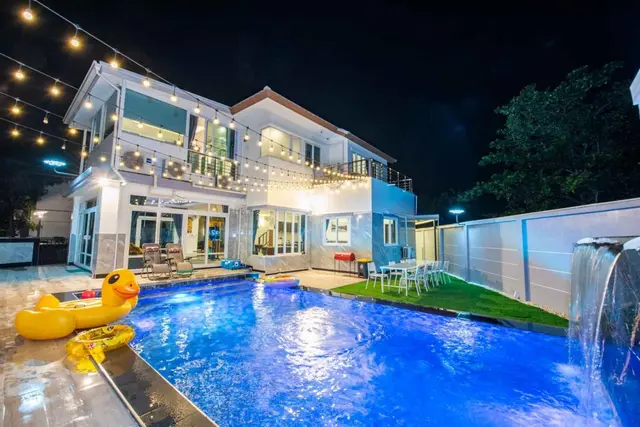 Seaside - Main Cover Photo in Pattaya