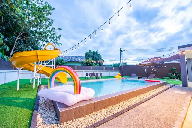 Merci - Villa Interior View