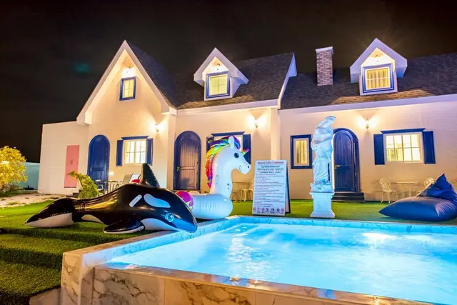 British Resort - Pool Area View