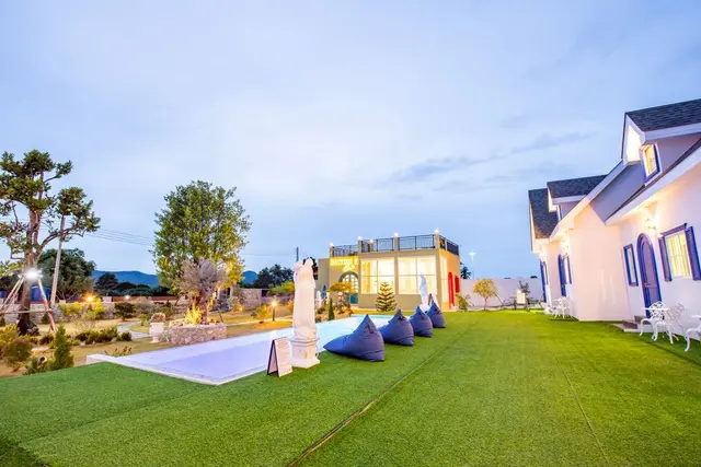 British Resort - Villa Interior View
