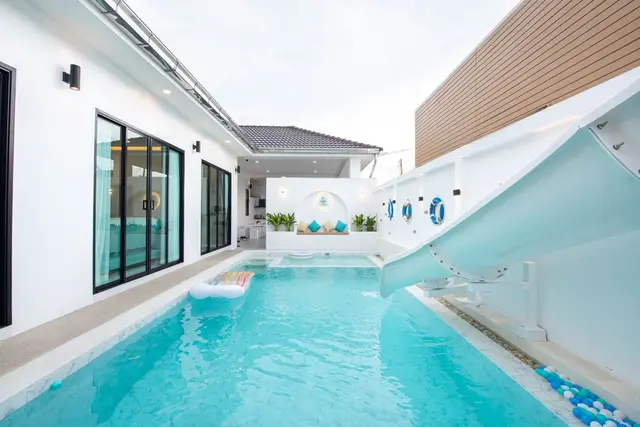 Wasan 2 Blue - Pool Area View