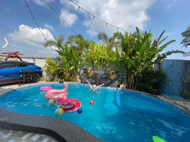 Madam - Pool Area View