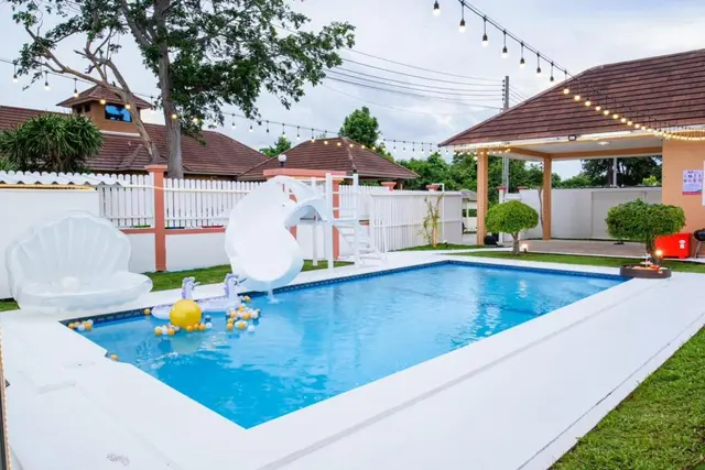 S And P 2 - Main Cover Photo in Pattaya