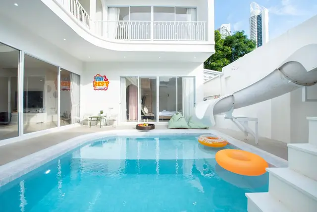 The Rest - Villa Interior View