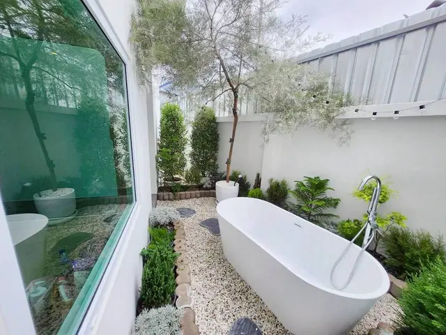 NY Grand Villa - Bedroom View