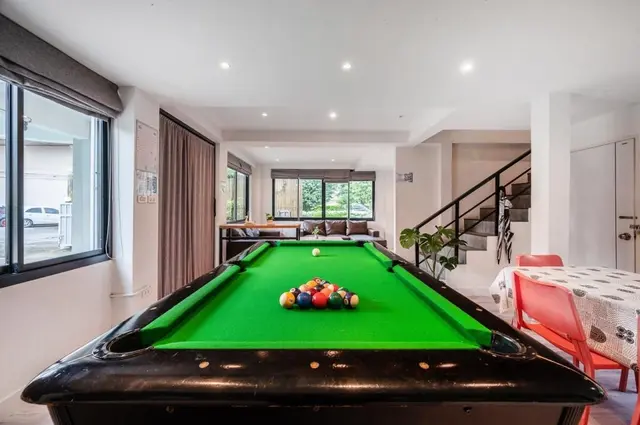 G31 - Villa Interior View