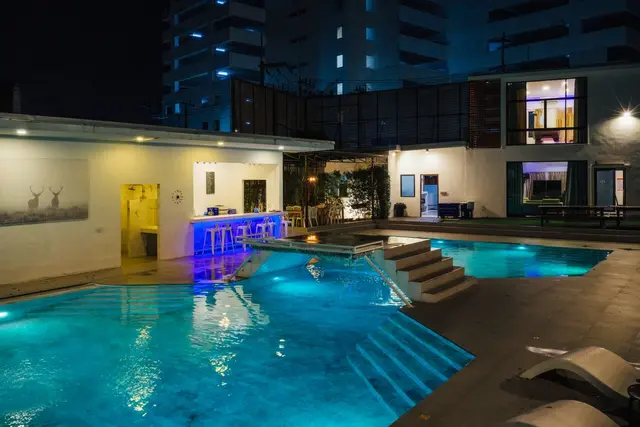 Big Alice - Villa Interior View