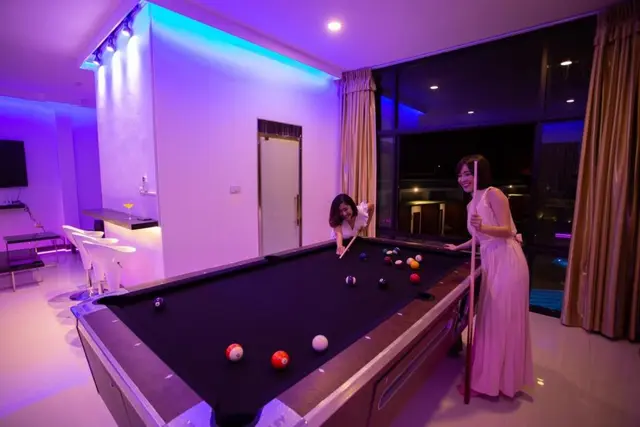 Big Alice - Living Area