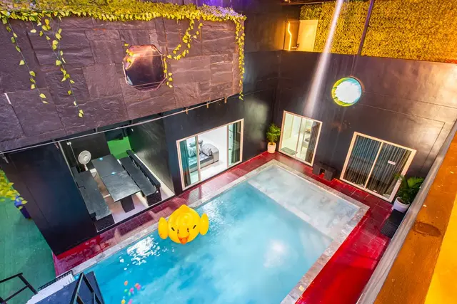 Seven knights - Bedroom View