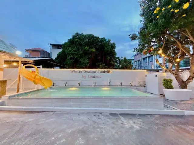 Winter Season - Living Area