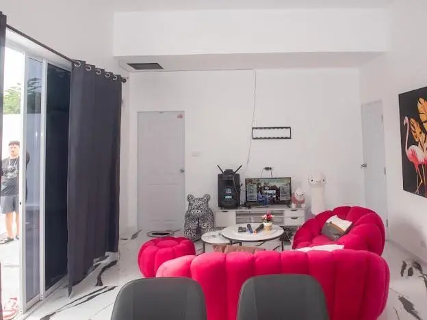 Pink&White - Villa Interior View