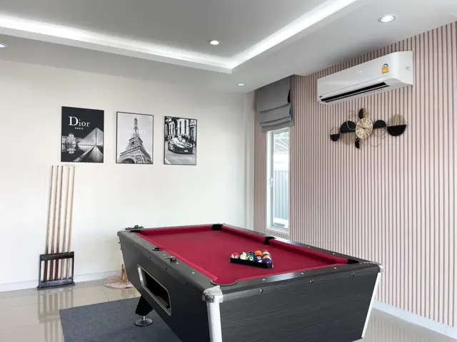 Twenty five - Bedroom View