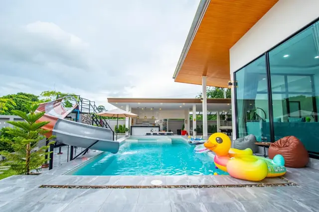 AGบ๊องแบ๊วสัตหีบ - Main Cover Photo in Sattahip