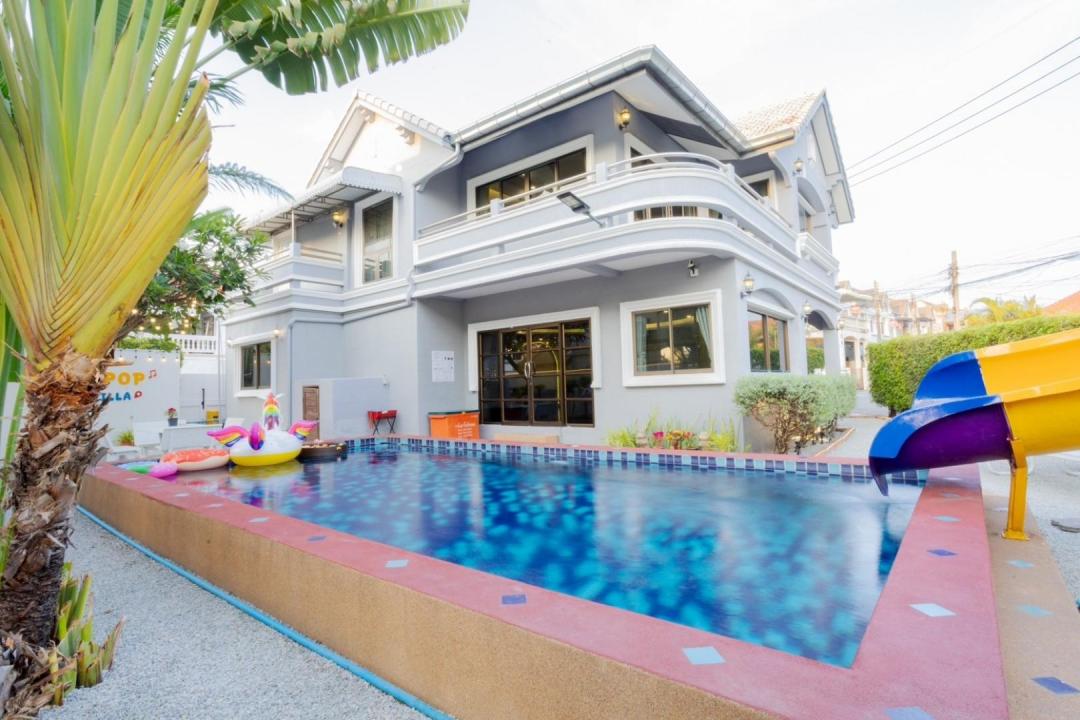 Disco Pop - Villa Interior View