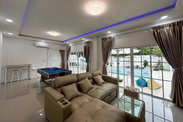 Moonlike - Bedroom View