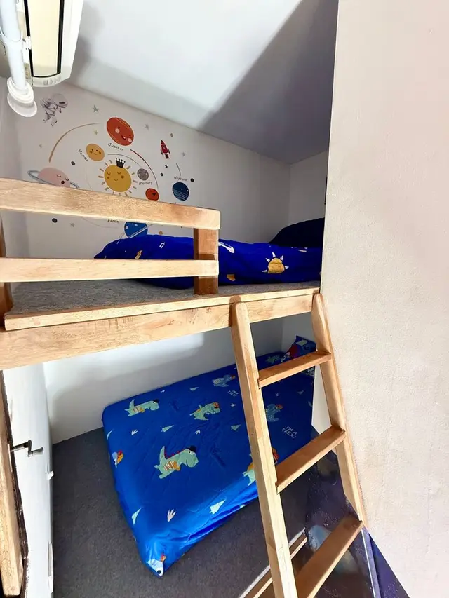 Area 33 - Bedroom View