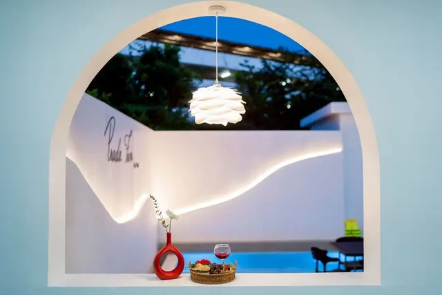 Prada Fun - Pool Area View