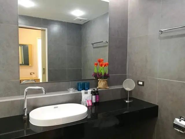 Tropical - Living Area