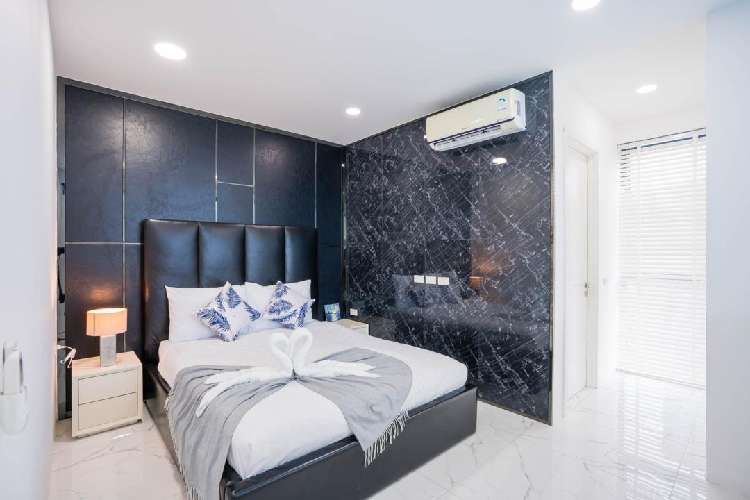 Villa Bedroom 6