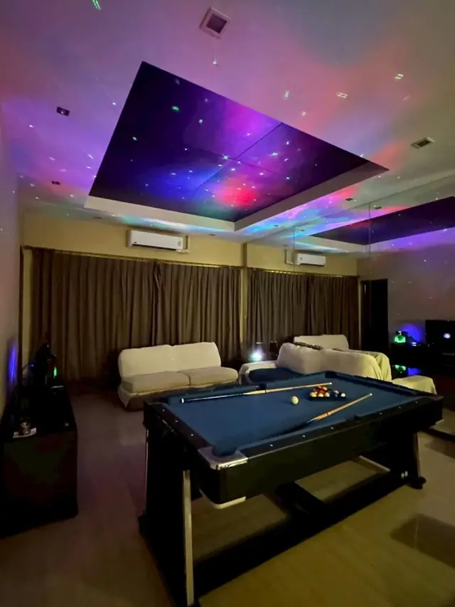 Home Hug B20 - Villa Interior View