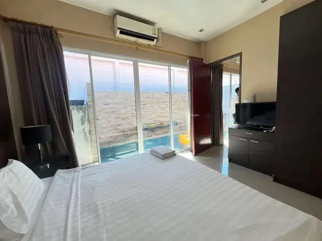 Villa Bedroom 2