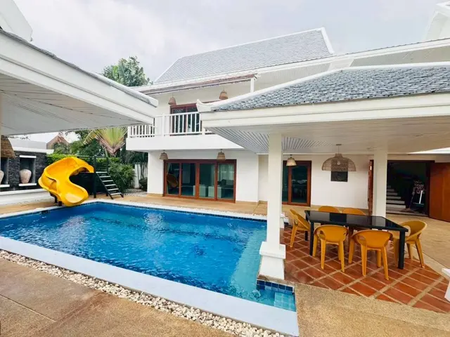 Na Jomtien Villa 2 - Main Cover Photo in Sattahip