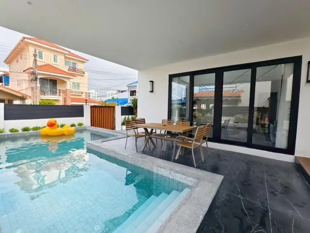 จอมเทียนบีช 1 - Pool Area View