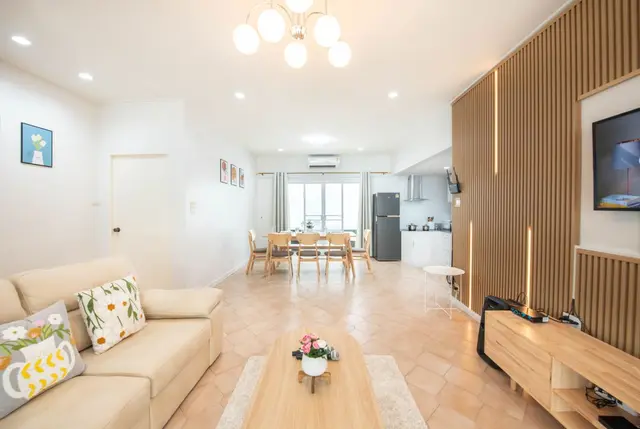 White Sugar - Living Area