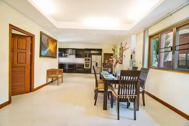 Na Jomtien Villa 3 - Villa Interior View