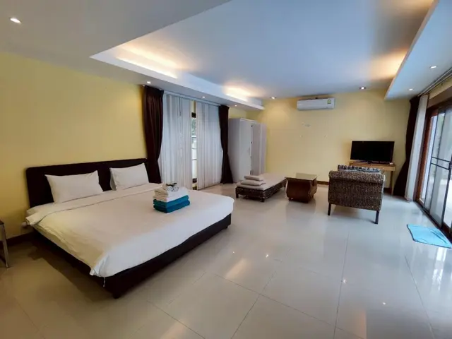 Villa Bedroom 2