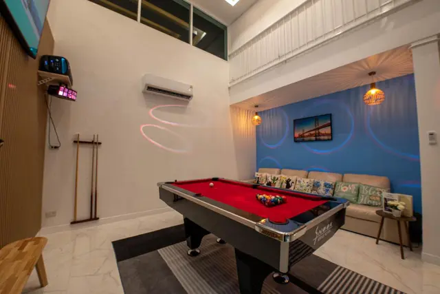 White Choc - Living Area