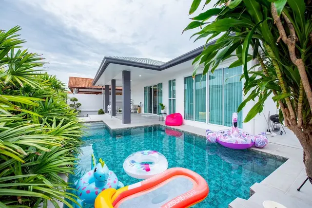 Sea of Blue - Main Cover Photo in Pattaya