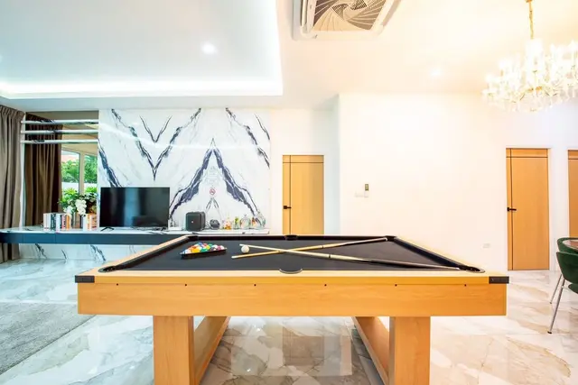 Sea of Blue - Living Area