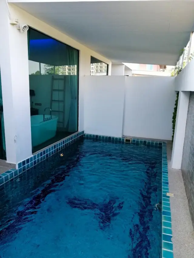 Tropicana Pool Villa Pattaya - Pool Area View