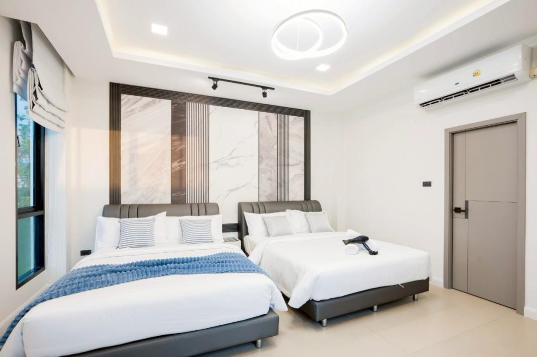 Villa Bedroom 1