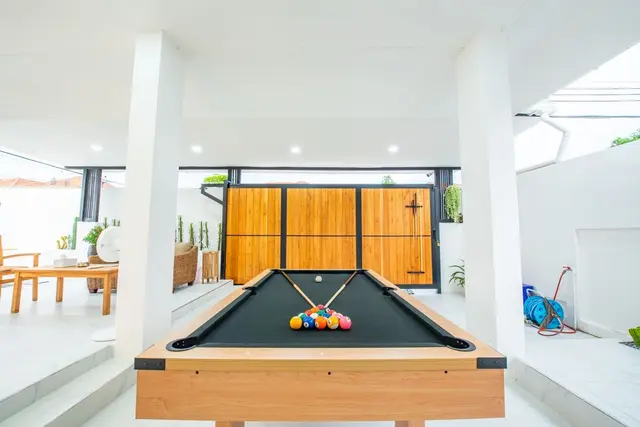 Sea of Clounds - Villa Interior View