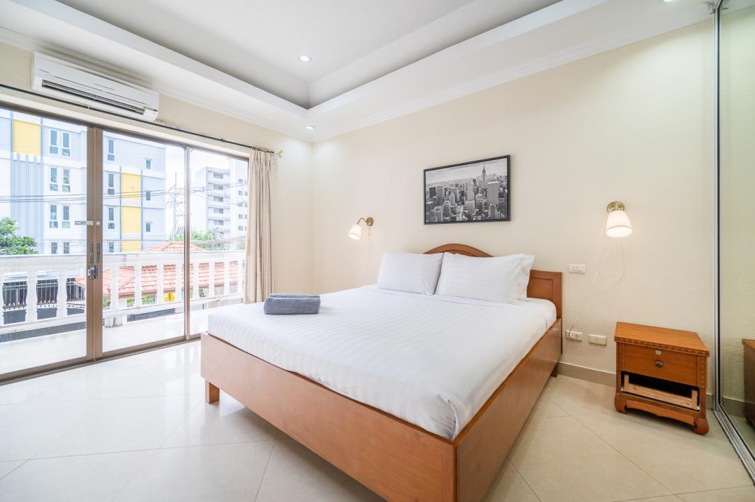 Villa Bedroom 4