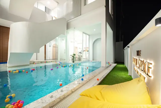 Pool Space -BK Luxury - Living Area