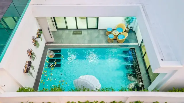 Heavenly - Pool Area View